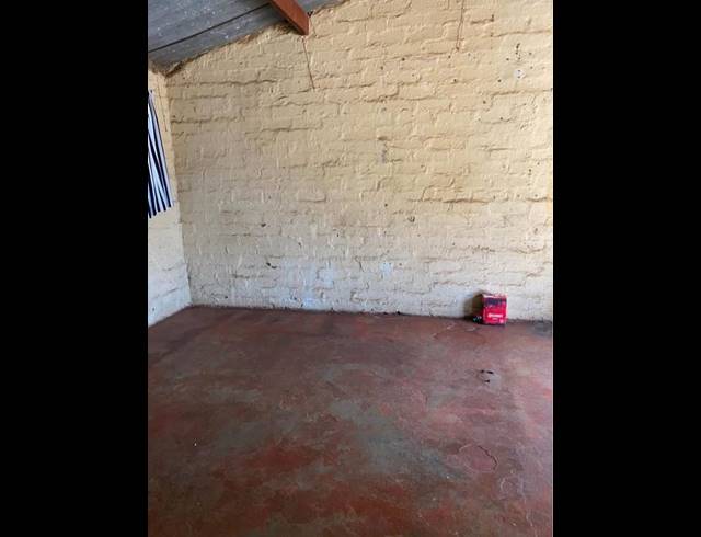 2 BEDROOM HOUSE FOR SALE IN MABOLOKA